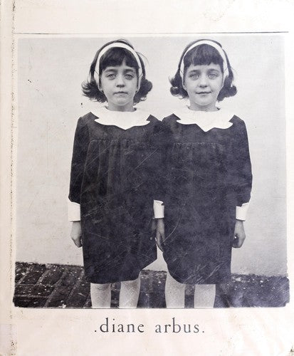Omslag van Diane Arbus door Aperture Foundation, tweedehands boek bij Boekhandel Bloks