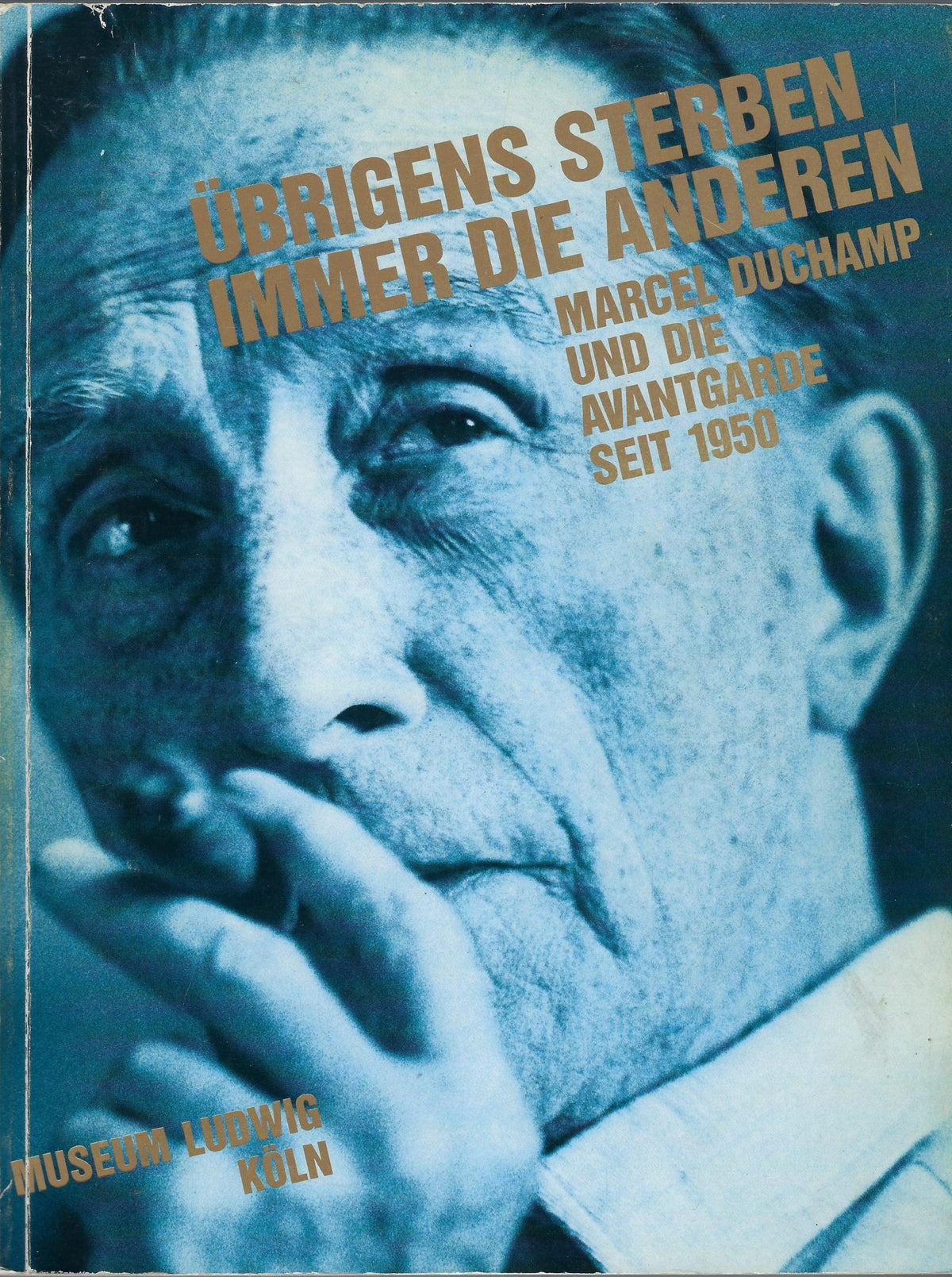 Omslag van Übrigens sterben immer die anderen, tweedehands boek bij Boekhandel Bloks