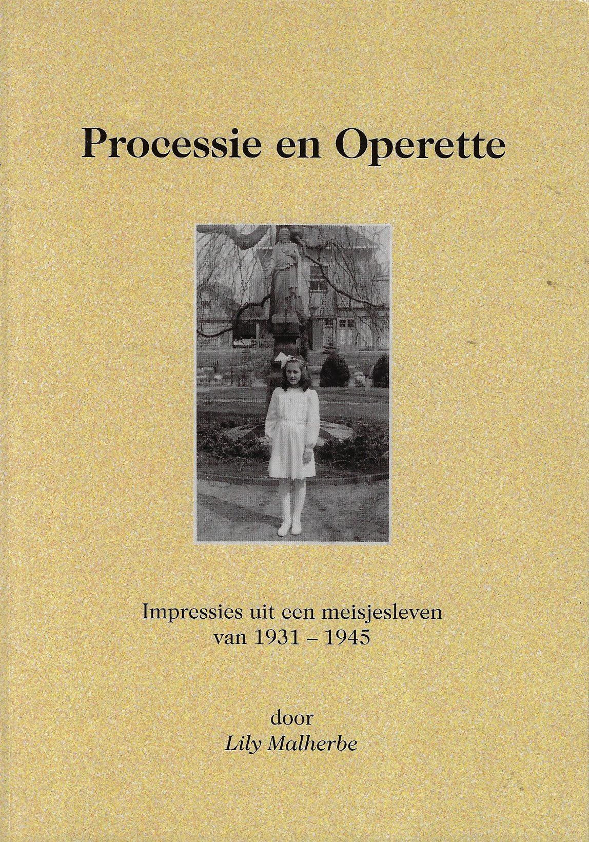 Omslag van Processie en operette, tweedehands boek bij Boekhandel Bloks