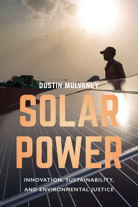 Omslag van Solar Power / Innovation, Sustainability, and Environmental Justice, tweedehands boek bij Boekhandel Bloks