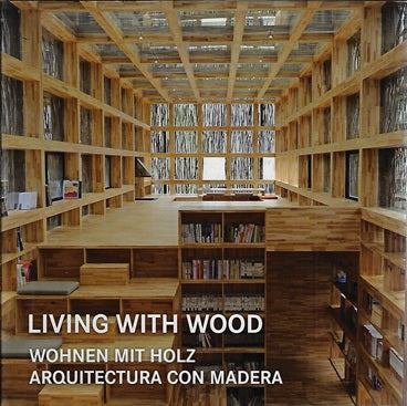 Omslag van Living with wood, tweedehands boek bij Boekhandel Bloks