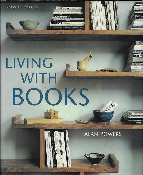 Omslag van Living with Books, tweedehands boek bij Boekhandel Bloks