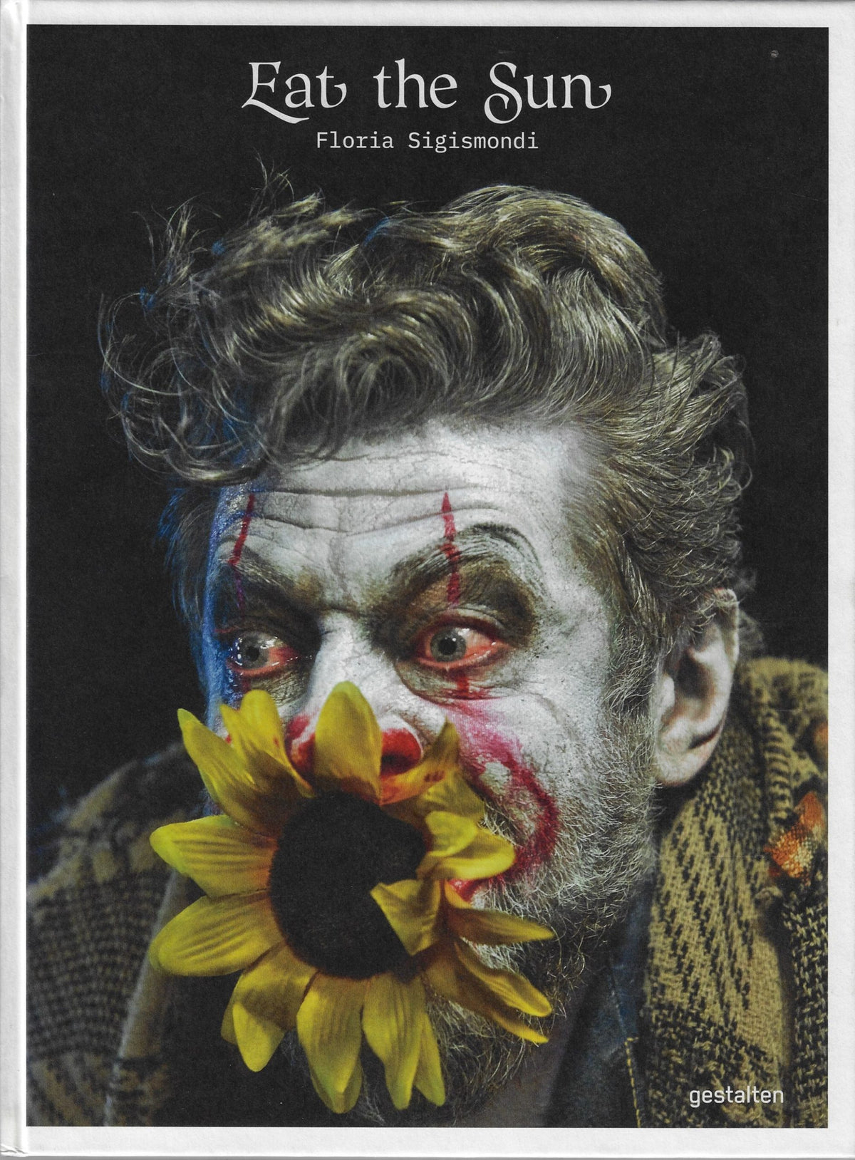 Omslag van Eat the Sun / From Dusk to Dawn with Photographer Floria Sigismondi, tweedehands boek bij Boekhandel Bloks