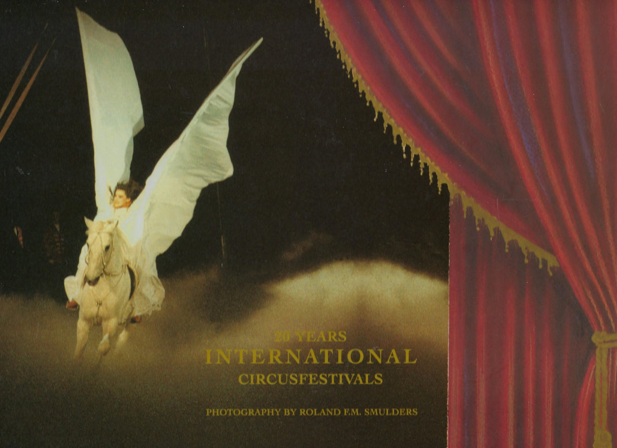 Omslag van 20 years International Circusfestivals, tweedehands boek bij Boekhandel Bloks