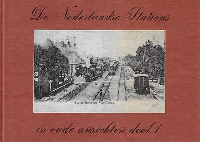 Omslag van De Nederlandse Stations, tweedehands boek bij Boekhandel Bloks