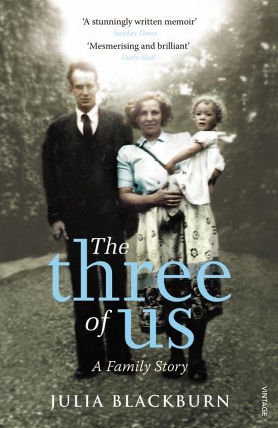 Omslag van The Three of Us / A Family Story, tweedehands boek bij Boekhandel Bloks