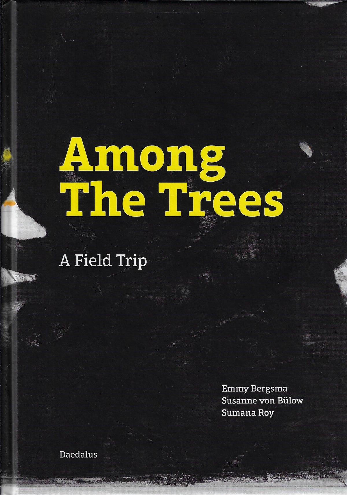 Omslag van Among the Trees, tweedehands boek bij Boekhandel Bloks