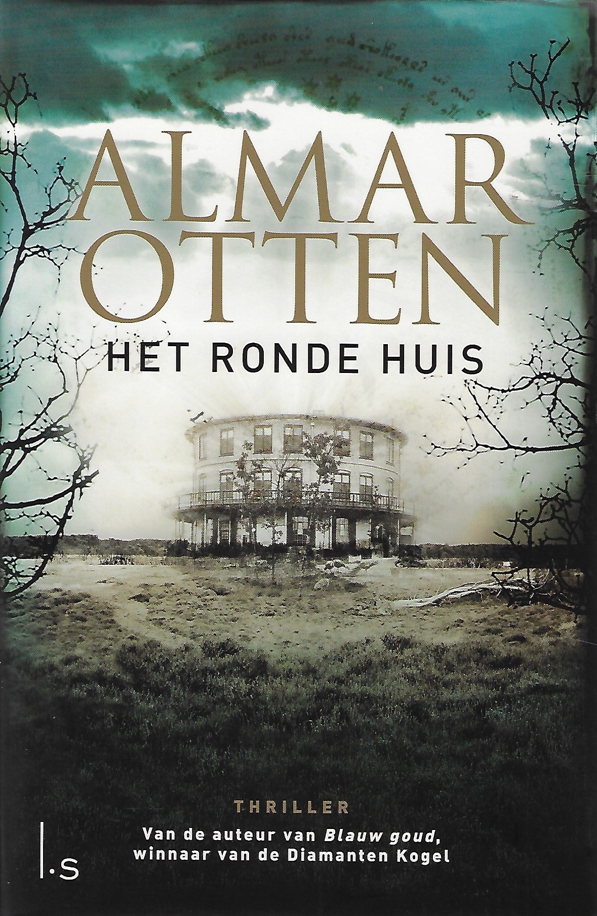 Omslag van Het ronde huis, tweedehands boek bij Boekhandel Bloks