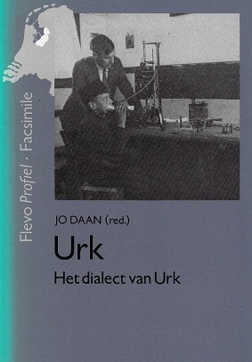 Omslag van Urk het dialect van urk, tweedehands boek bij Boekhandel Bloks