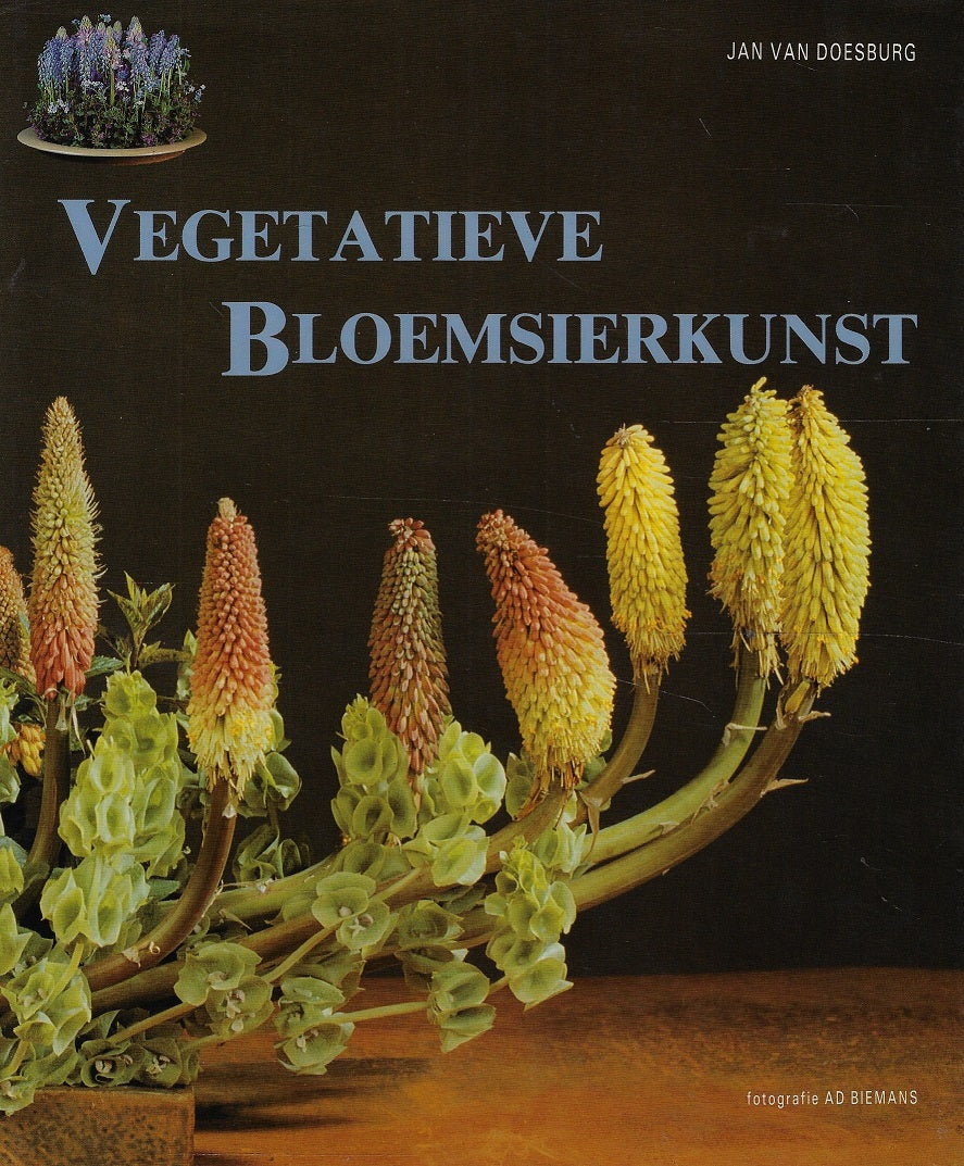Omslag van Vegetatieve bloemsierkunst, tweedehands boek bij Boekhandel Bloks