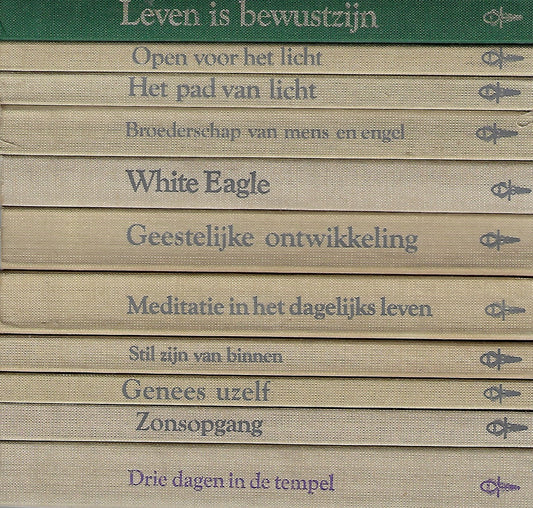 Omslag van White Eagle (set van 11 titels), tweedehands boek bij Boekhandel Bloks
