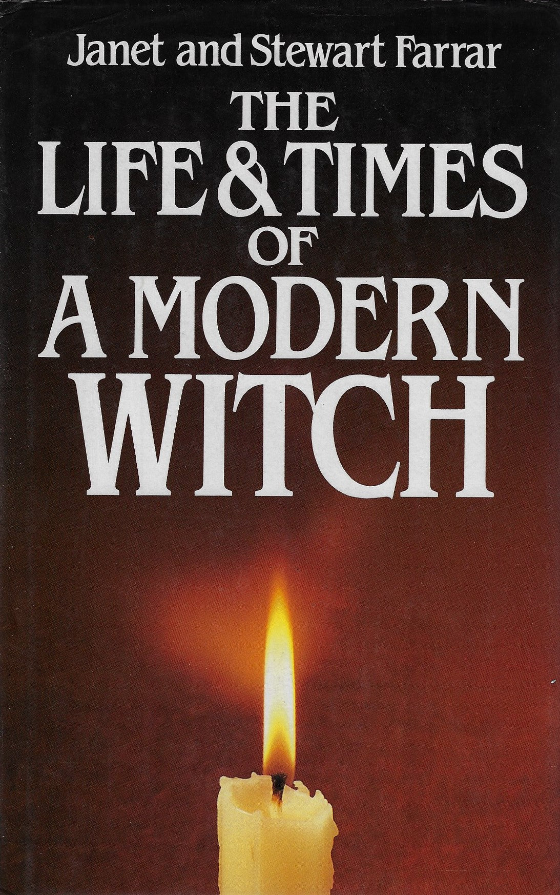 Omslag van The Life and Times of a Modern Witch, tweedehands boek bij Boekhandel Bloks