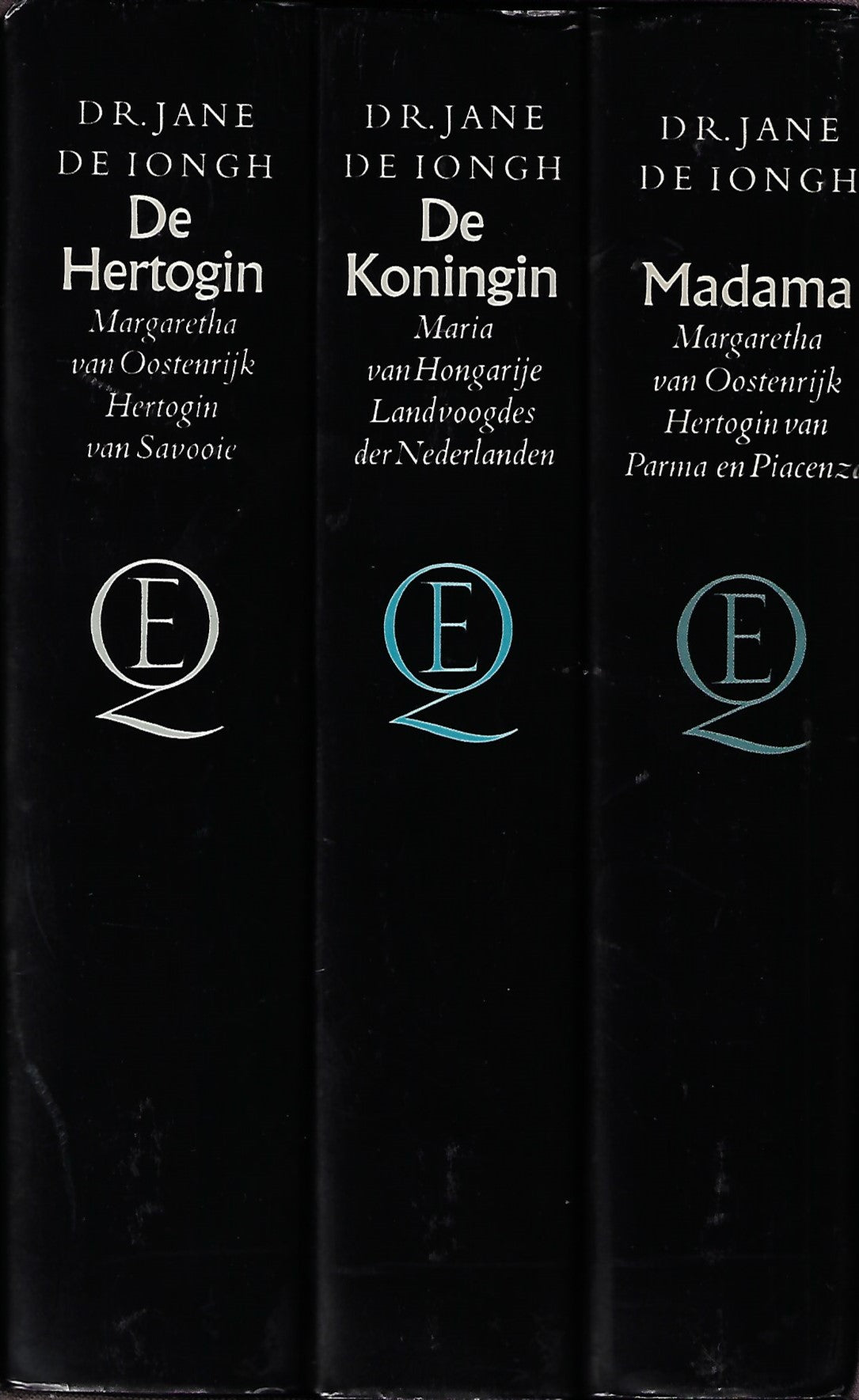 Omslag van Hertogin, de koningin, madam 3 dln, tweedehands boek bij Boekhandel Bloks