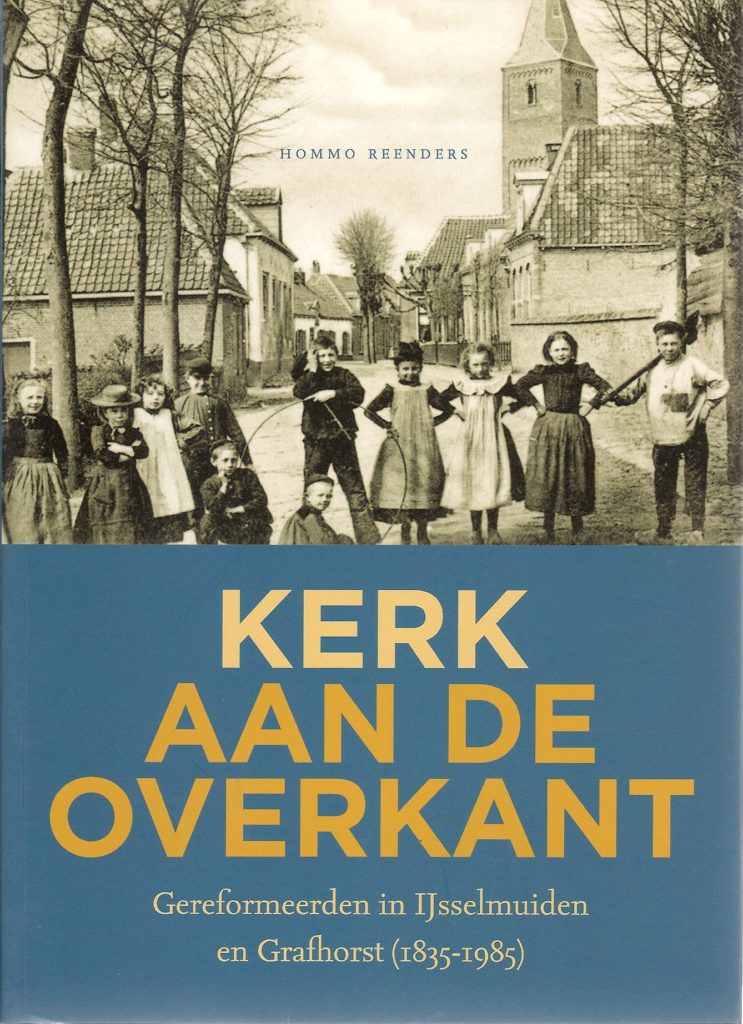 Omslag van Kerk aan de overkant, tweedehands boek bij Boekhandel Bloks