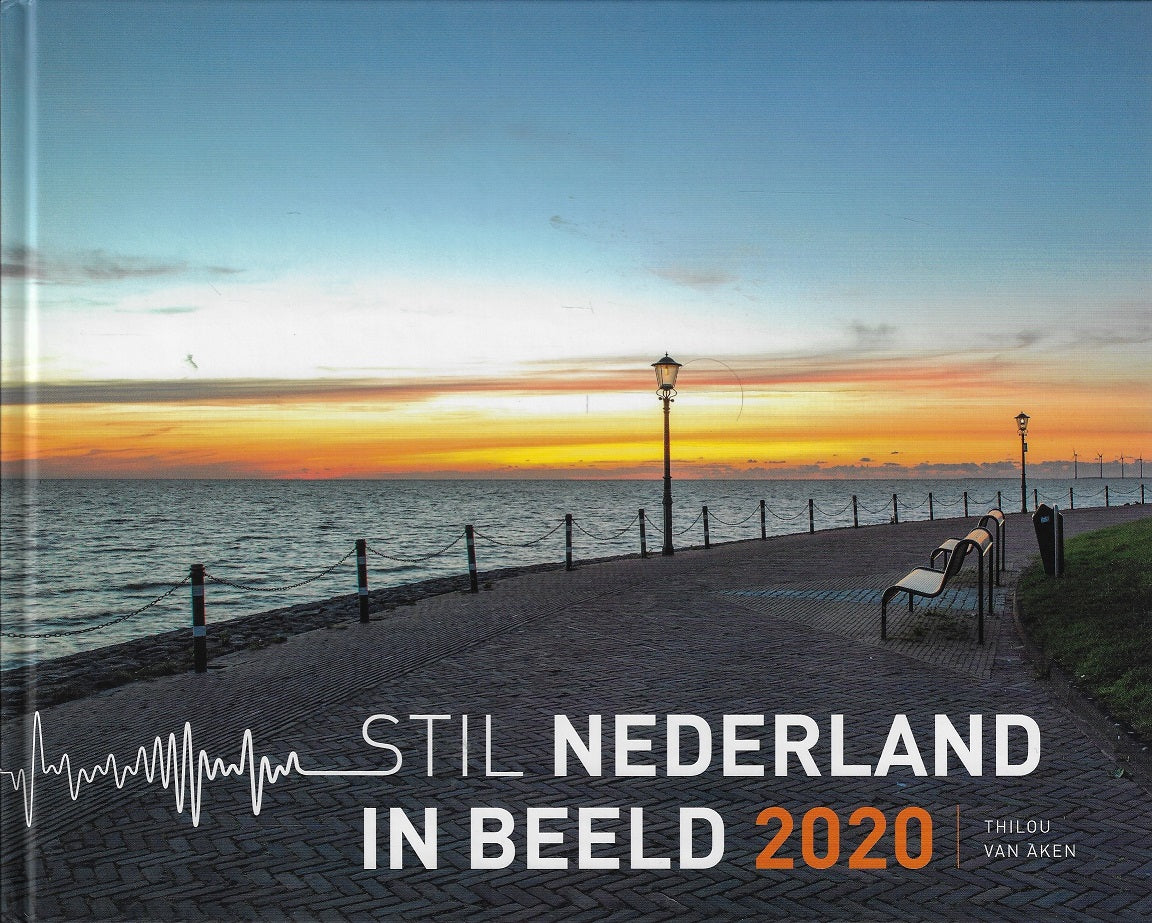 Omslag van Stil Nederland in beeld, tweedehands boek bij Boekhandel Bloks